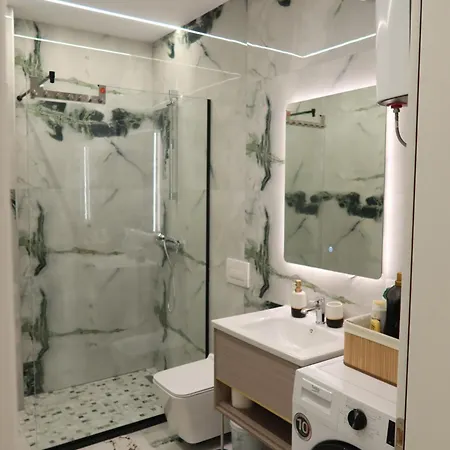 Апартаменты Marbel Unit 1,2,3 Sea View Шенджин